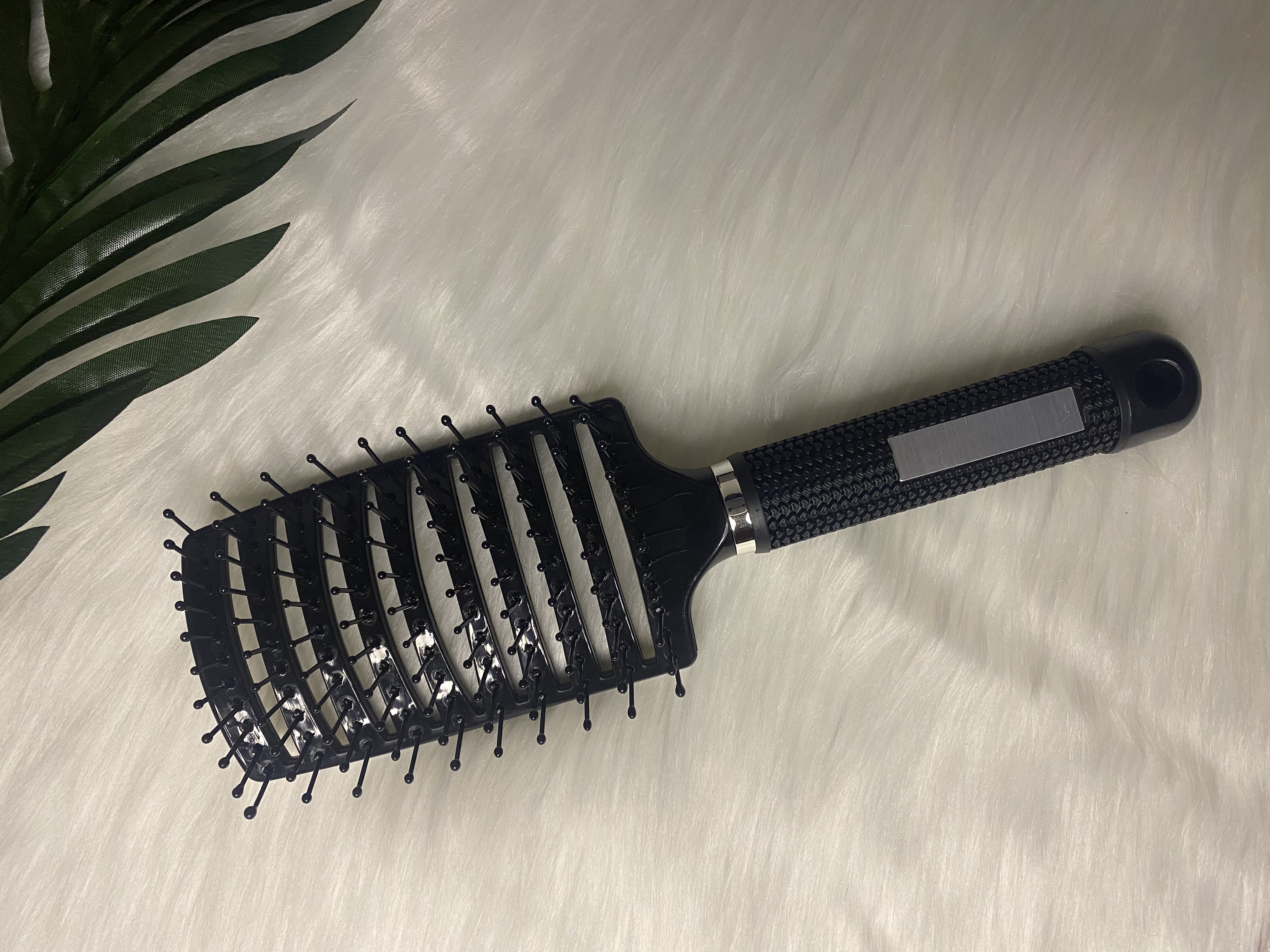 Large Black Vented Detangling Hair Brush